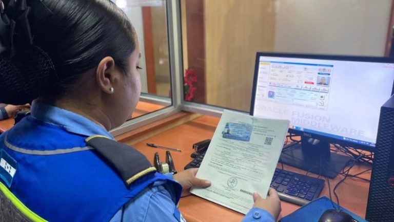 Requisitos renovar licencia conducir