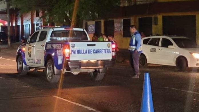 Hombre atropellado por dos vehículos