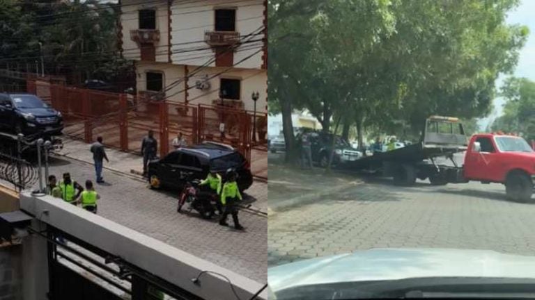 Carros mal estacionados en Jardines del Valle