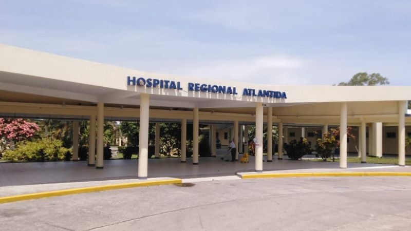 Persiste colapso hospital Atlántida