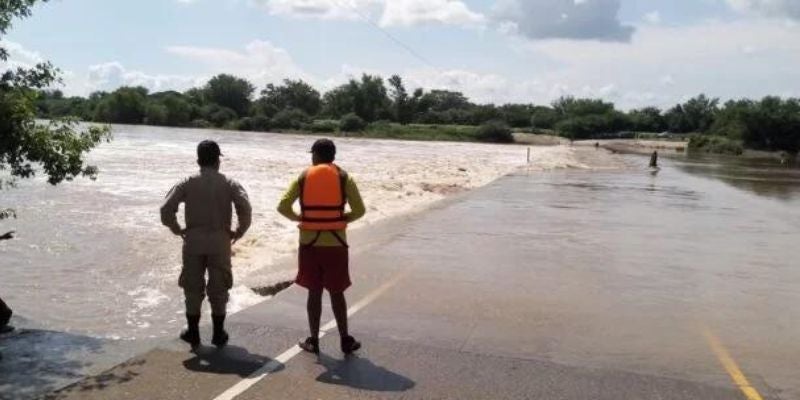 Varias comunidades de Nacaome permanecen incomunicadas por crecida de río