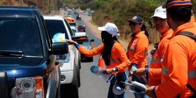 Inicia retorno de vacacionistas a la capital