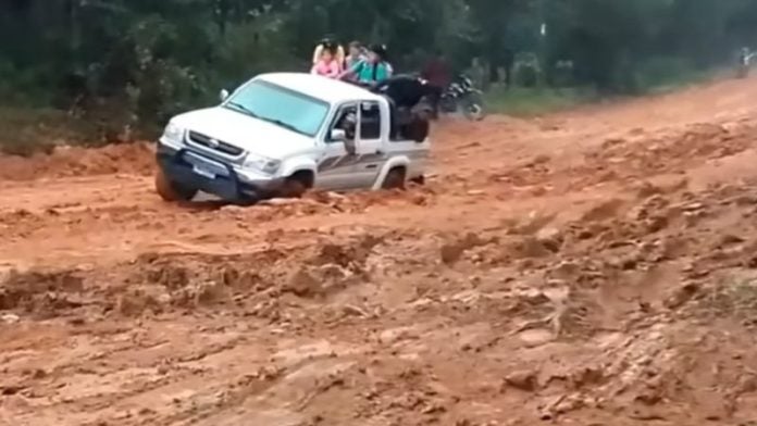 Carreteras destruidas Lempira