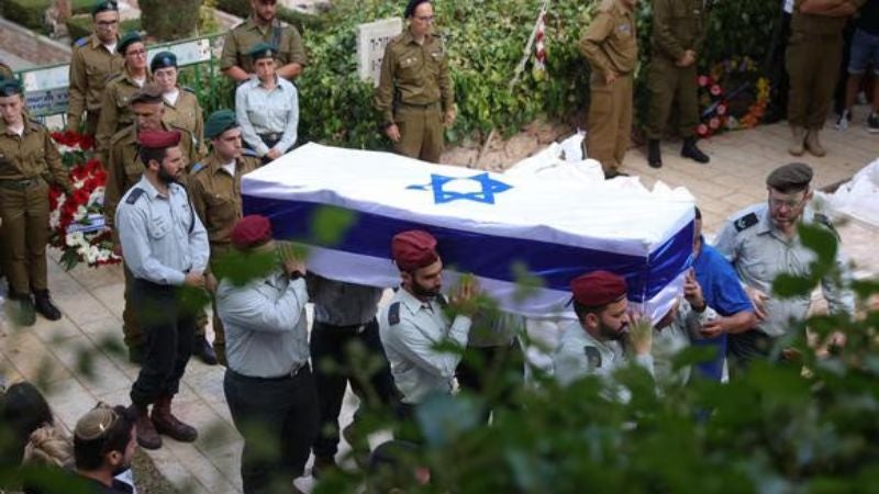 Israel entierra a sus soldados caídos