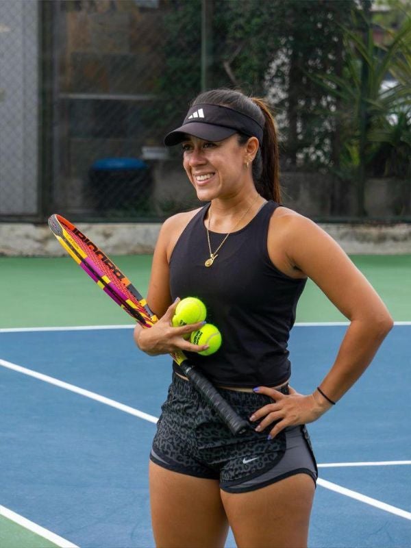 Alejandra Obando tenista hondureña