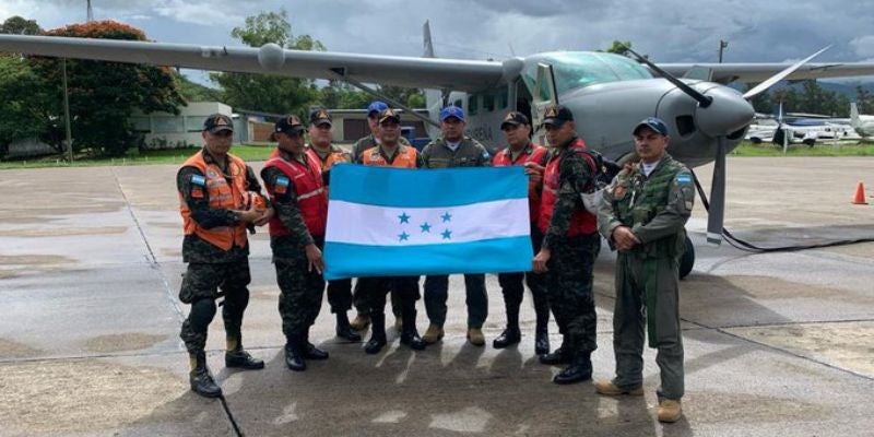 Honduras envía misión humanitaria a México tras catástrofe del huracán Otis