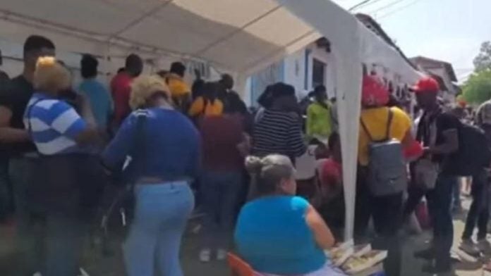 migrantes oficinas Migración Choluteca