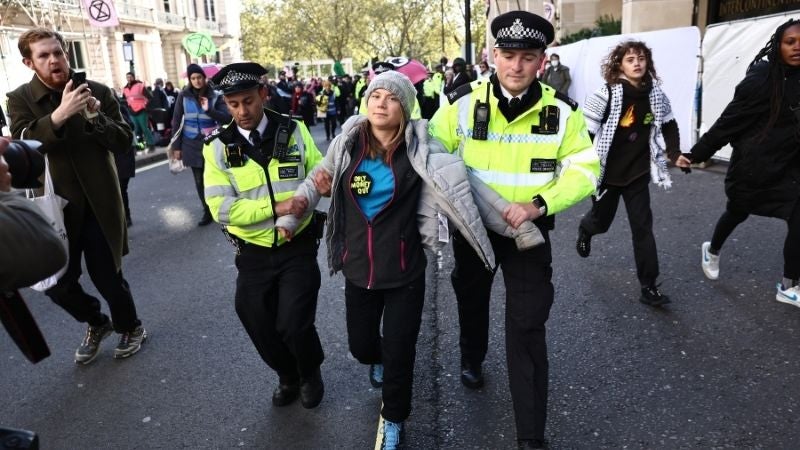 Detienen Greta Thunberg Londres
