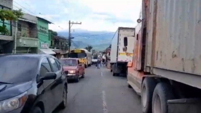 Sin paso carretera Ocotepeque