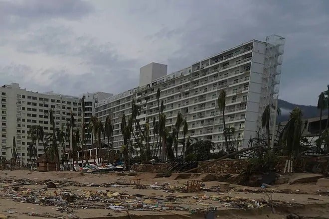 27 muertos huracán Otis tras su paso por México