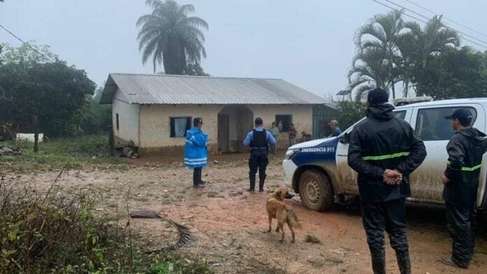 Ayuda a comunidades en Santa Bárbara