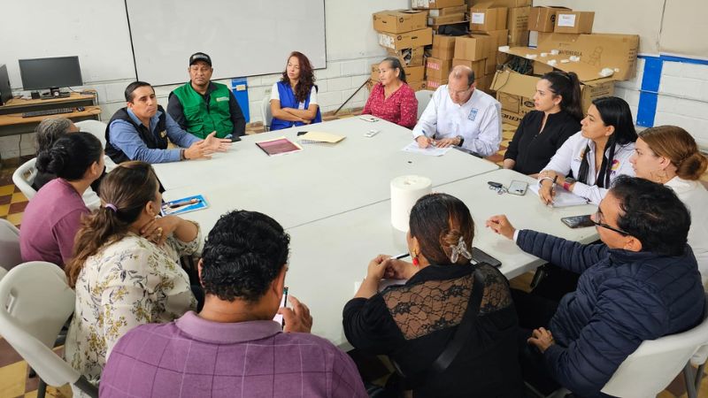 Pnud se reúne con líderes comunitarios de la Rivera Hernández