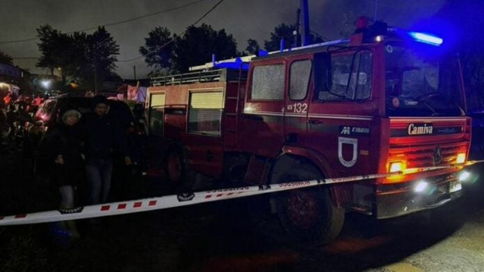 Mueren 14 venezolanos, 8 de ellos menores, en un incendio en Chile