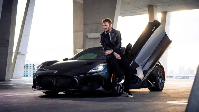 Beckham presenta su nuevo Maserati MC20 Notte