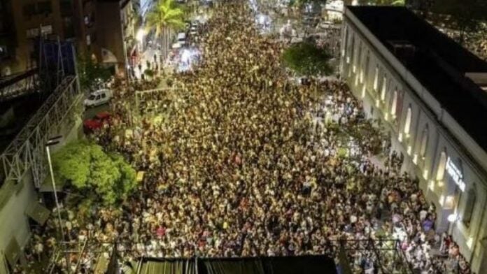 argentinos celebraron la victoria de Milei