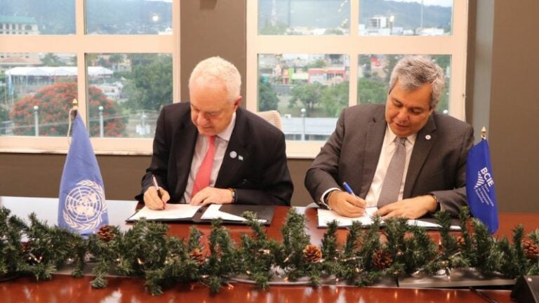 BCIE y la FAO firman acuerdo para promover la resiliencia climática en países del SICA