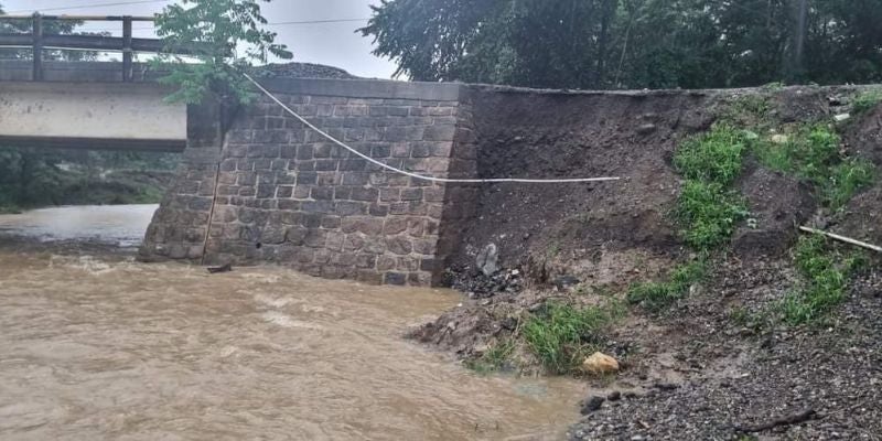 Casi siete mil personas incomunicadas en Quimistán por crecida de río Cuyamel