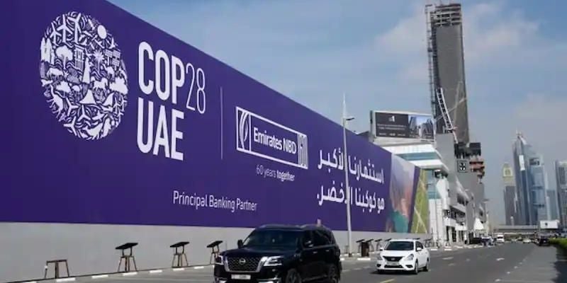 Emiratos Árabes, acusado de utilizar la COP28 para hacer negocios