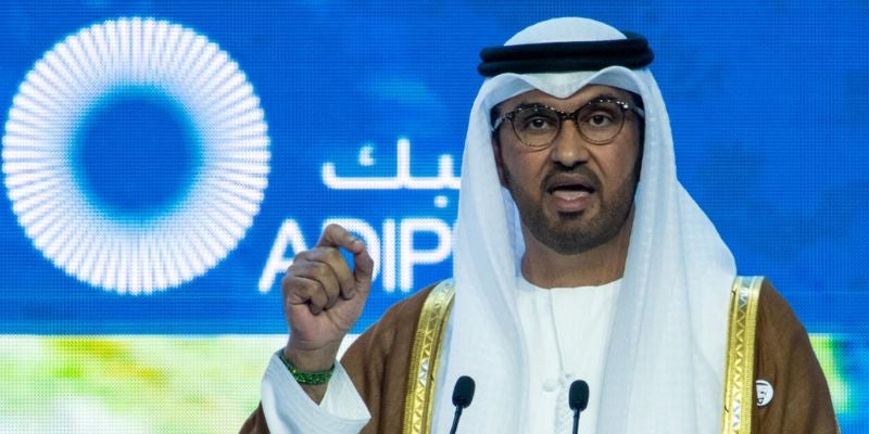 Emiratos Árabes, acusado de utilizar la COP28 para hacer negocios