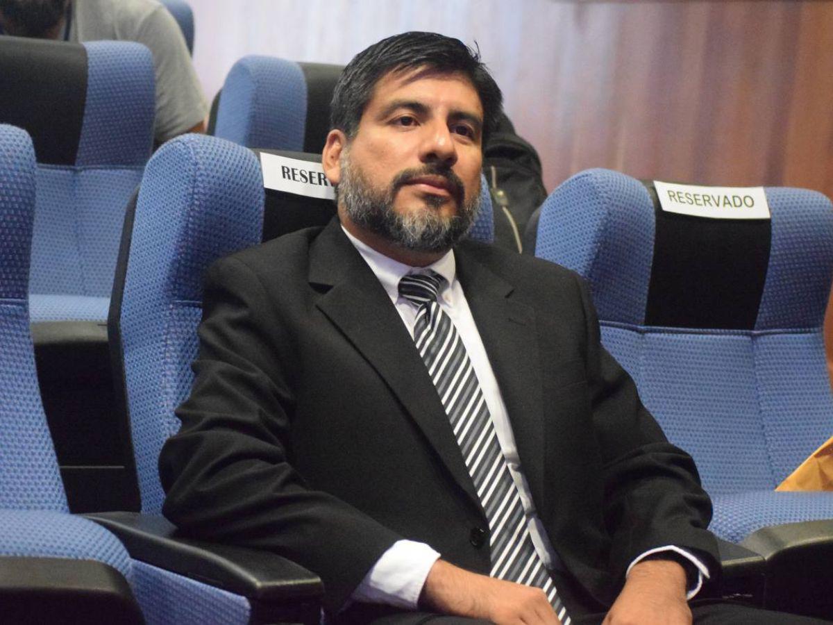 Johel Antonio Zelaya Álvarez, nuevo fiscal general interino del Ministerio Público (MP).
