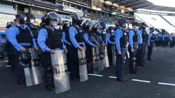 700 policías resguardarán el gran clásico entre Olimpia-Motagua