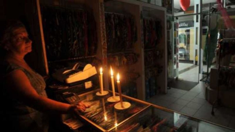 Ocotepeque lleva más de 18 horas sin energía eléctrica en vísperas de Navidad