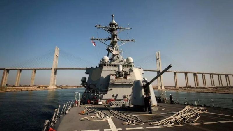 Rebeldes de Yemen reivindican ataque contra buque de EEUU en el mar Rojo