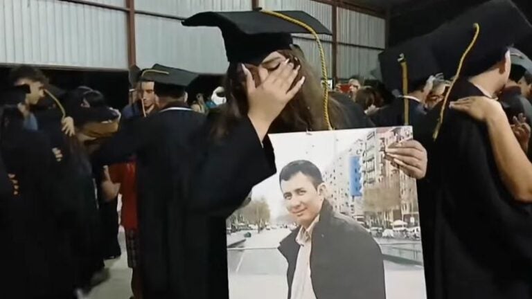 baila el vals con foto de su padre