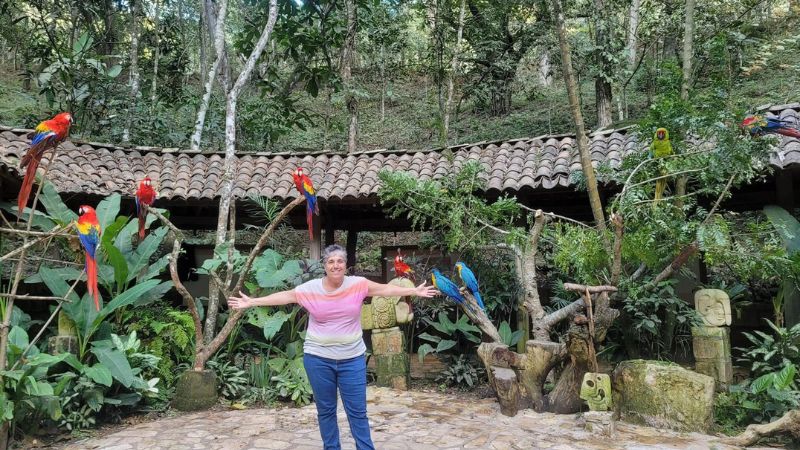 Periodistas españoles recorren Honduras. 