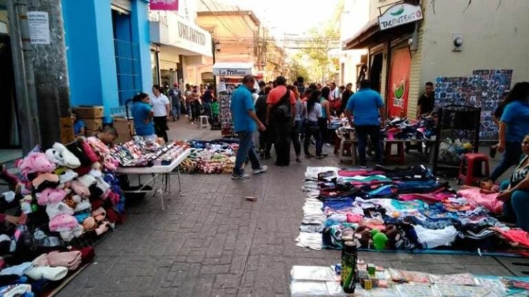 Amplían horarios de venta a comerciantes ambulantes del parque de TGU