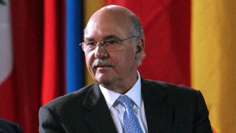 Ordenan la detención del expresidente salvadoreño Alfredo Cristiani
