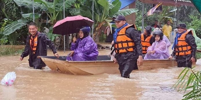 Al menos seis muertos en inundaciones en Tailandia