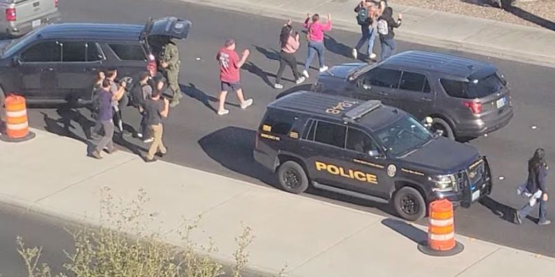 Reportan múltiples víctimas tras tiroteo en universidad de Las Vegas, Nevada