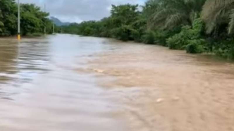Río Aguán se desborda