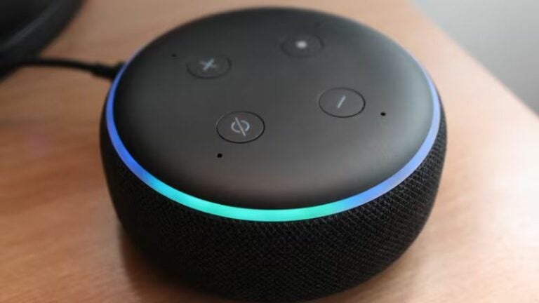 Active el "modo guardián" para que Alexa cuide de su hogar