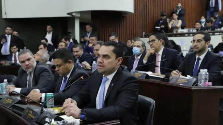 Bancada nacionalista asistirá a sesión extraordinaria del CN solo a cuidar curules