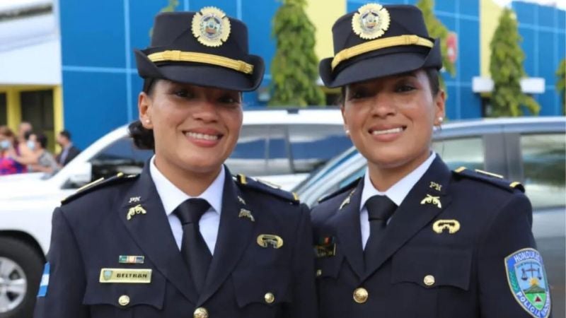 Destacan 27 mujeres entre los asensos de la Policía Nacional
