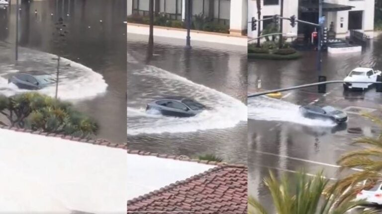 Captan un Tesla Model 3 "nadando" las aguas de las inundaciones en San Diego