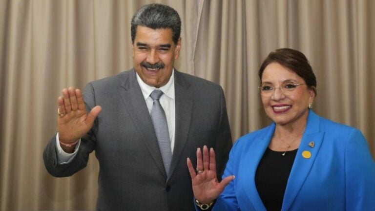 Nicolás maduro y Xiomara castro