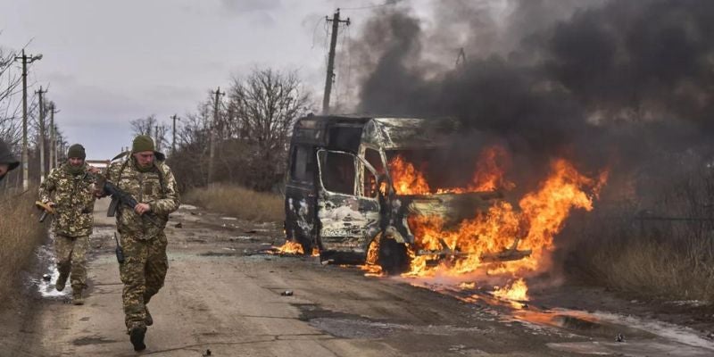 Once personas muertas deja bombardeo ruso al este de Ucrania