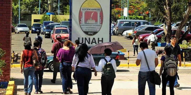 Al menos 28 mil matriculados registra ya la UNAH para el primer período 2024