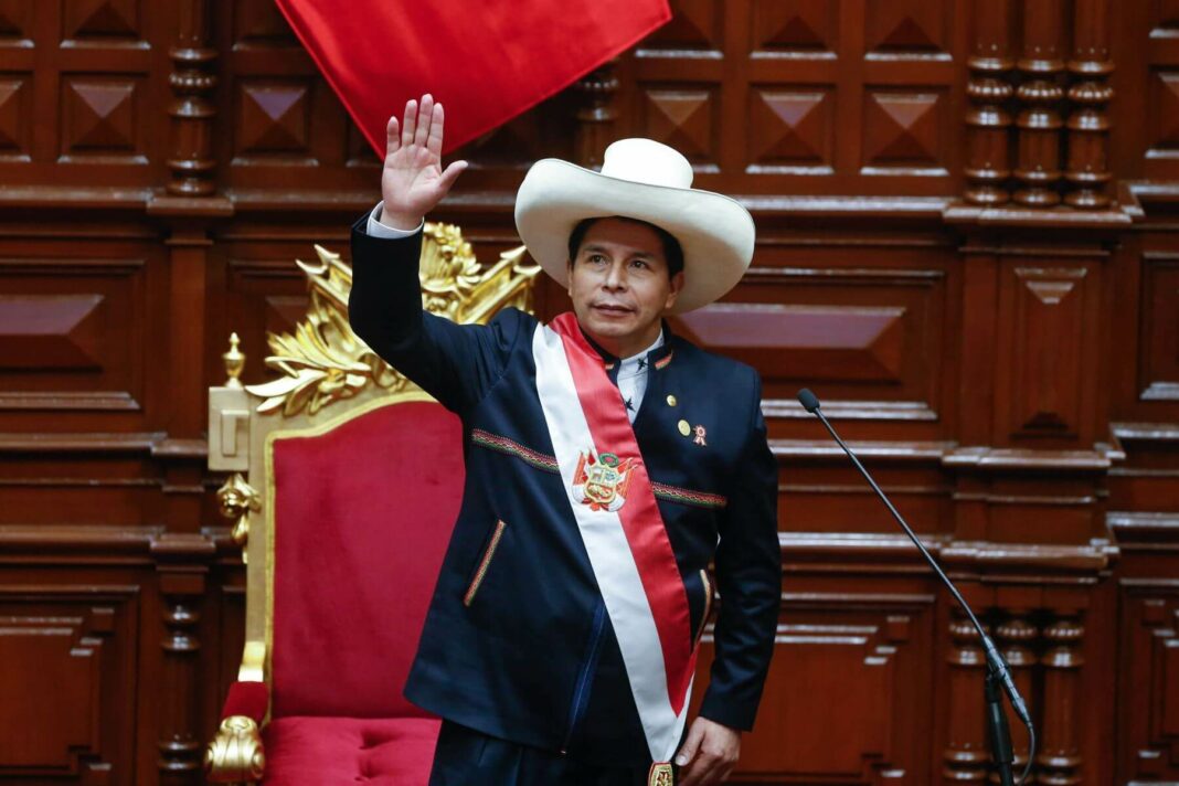 Piden 34 años de prisión para expresidente peruano por fallido golpe de Estado