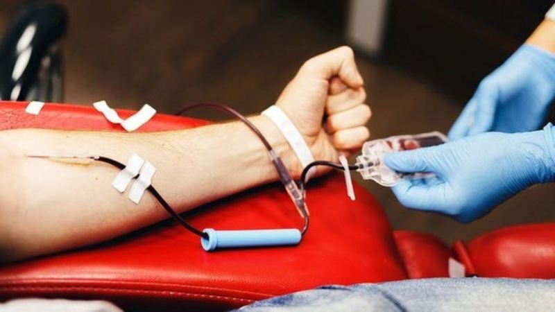 Mujer demanda transfusión de sangre 