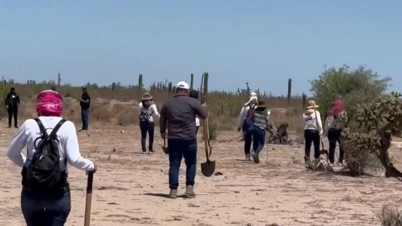 localizan fosas clandestinas México