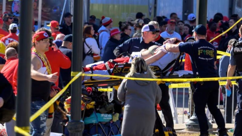 Un muerto y nueve heridos en tiroteo en el desfile del Super Bowl en EEUU