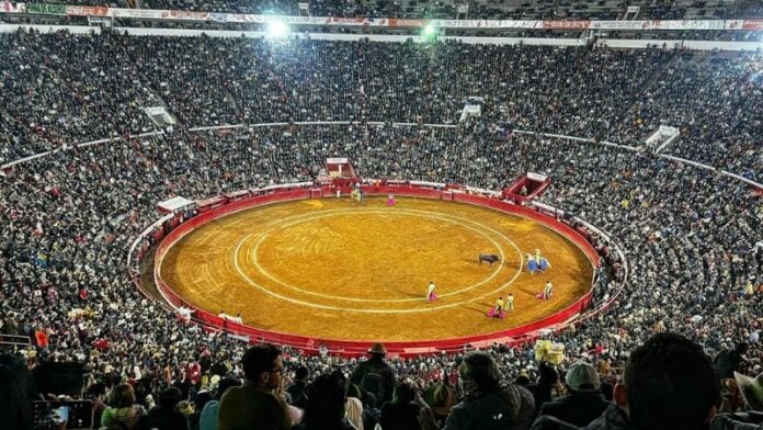 Ordenan nueva suspensión de las corridas de toros en la Plaza México