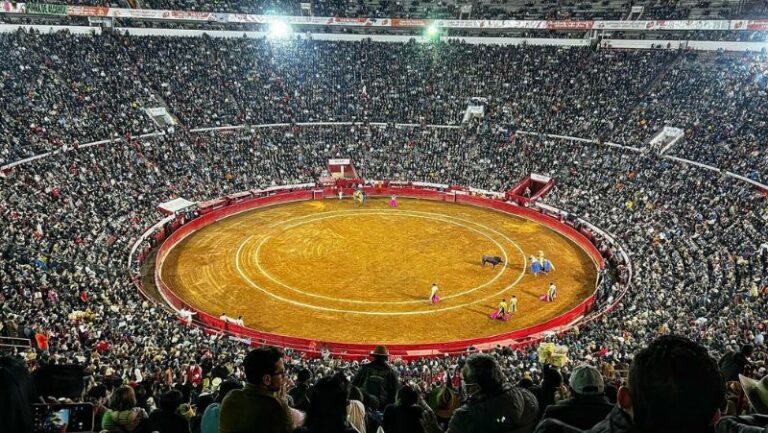 Ordenan nueva suspensión de las corridas de toros en la Plaza México