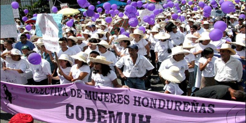 Colectivo de mujeres pide al Gobierno que se respeten sus derechos de despido en maquilas