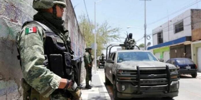 Ejército mexicano asesinan a 12 civiles cerca de la frontera con EE.UU.