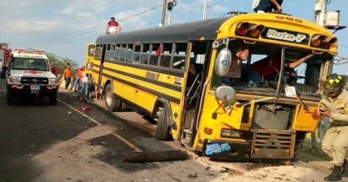 Según versiones preliminares, el autobús se quedó sin frenos.